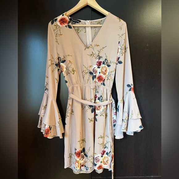 Nude-Pink Floral Dress, size small - Picture 1 of 4